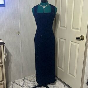 Younique Midi Dress